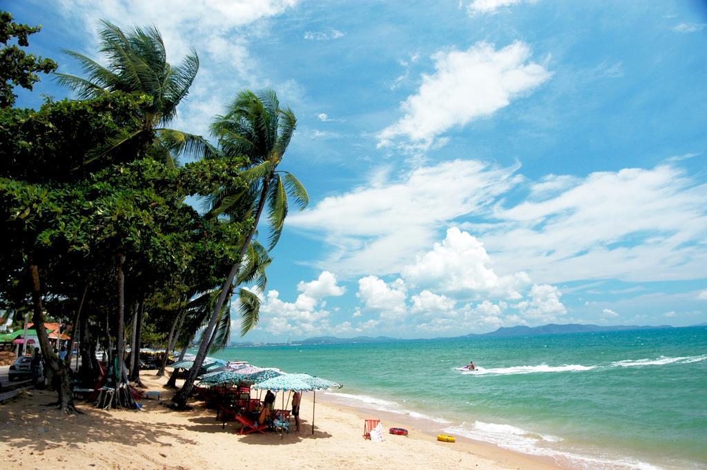 Sea Breeze Jomtien Resort Pattaya Exterior foto