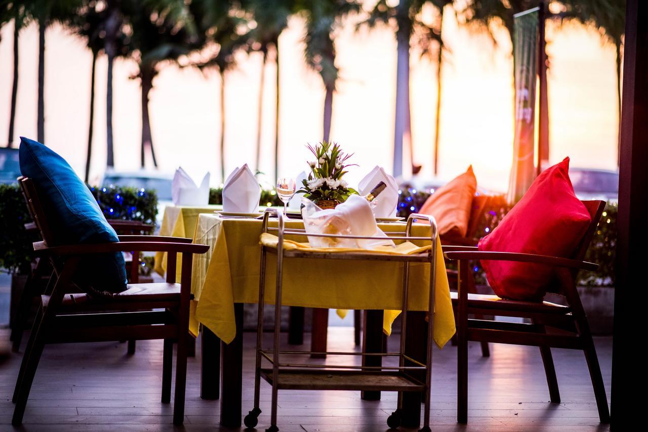 Sea Breeze Jomtien Resort Pattaya Exterior foto